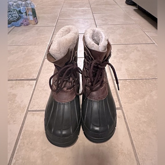 Good condition: Polo Ralph Lauren winter boots from Macy’s - Picture 1 of 3